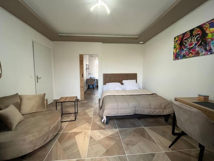 Studio 54 Compiegne Luaran gambar