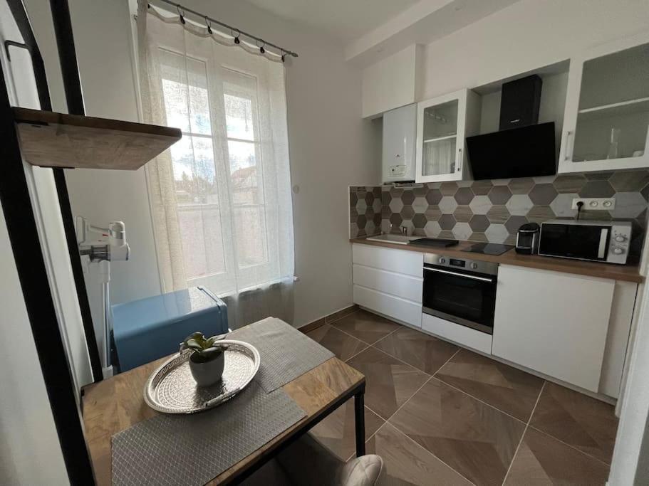 Studio 54 Compiegne Luaran gambar